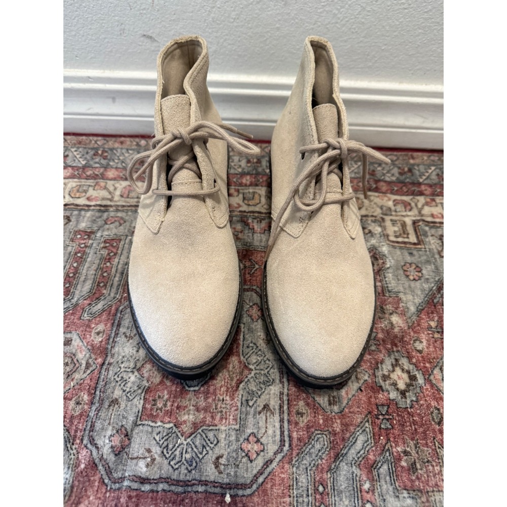 Clarks Womens Suede Desert Boots Sand Beige Platform Wedge Chukka 8.5 NEW